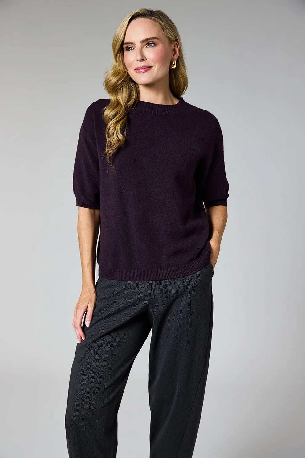 Short Sleeve Round Neck Knit